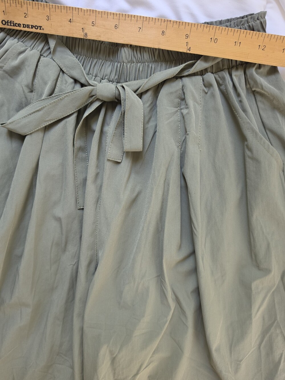 Relaxed Olive Green Wide-Leg Trousers - Picture 4 of 8